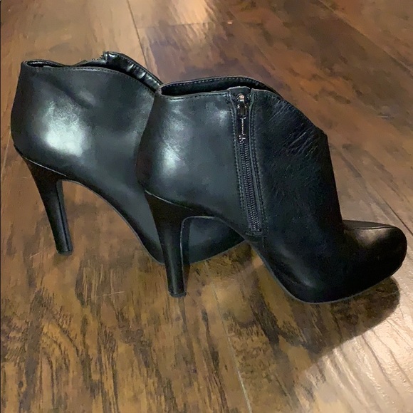 Black Jessica Simpson Booties - Picture 2 of 5